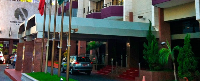 Hotel Naoum Plaza